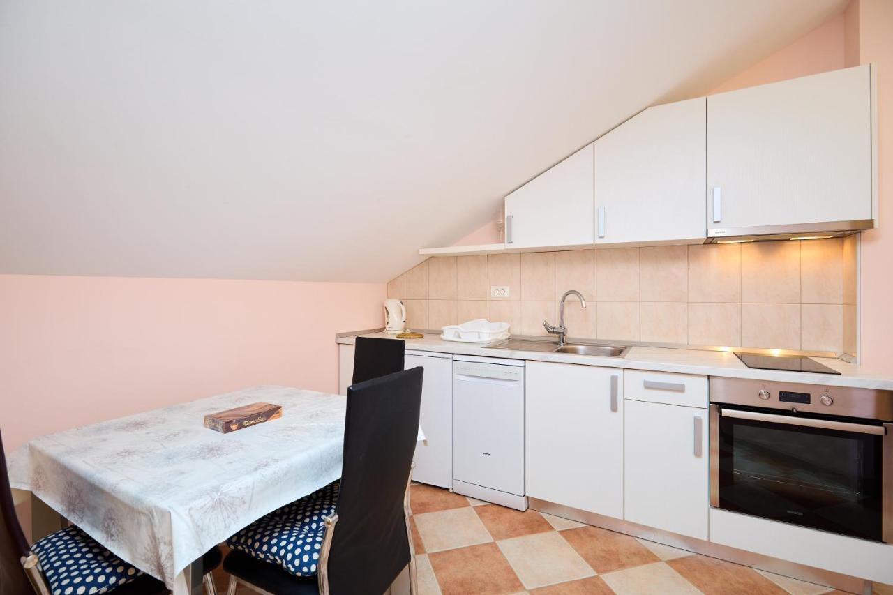 Helton Seaview Apartments Orasac Exterior foto